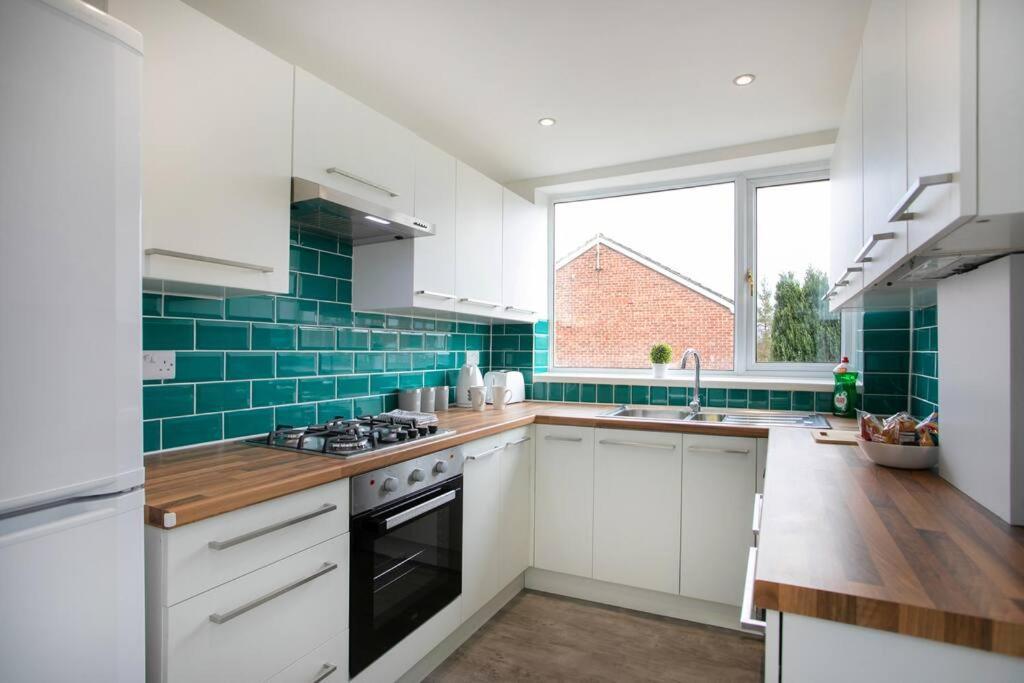 Cudworth House, Barnsley For Contractors & Families, Free Parking, High Speed Wifi Etc Exterior foto