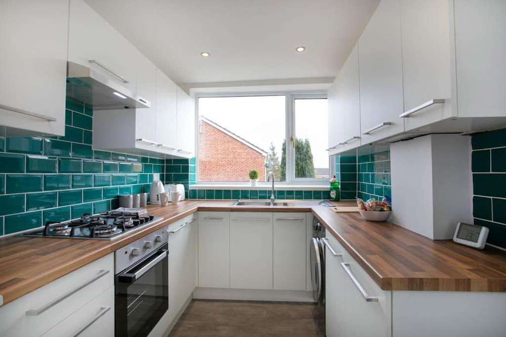 Cudworth House, Barnsley For Contractors & Families, Free Parking, High Speed Wifi Etc Exterior foto